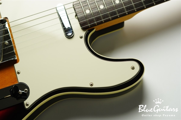 American Vintage ’62 Custom Telecaster - 3Color Sunburst