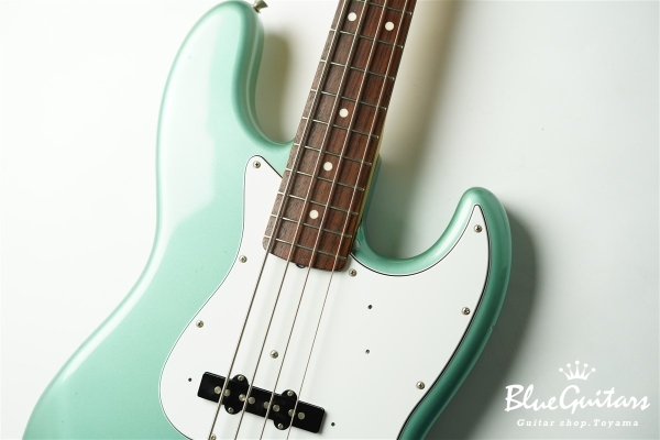 Classic 60s Jazz Bass - Ocean Turquoise Metallic