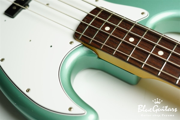Classic 60s Jazz Bass - Ocean Turquoise Metallic