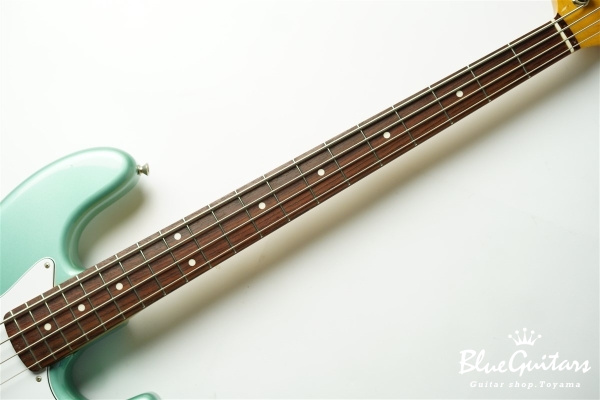 Classic 60s Jazz Bass - Ocean Turquoise Metallic