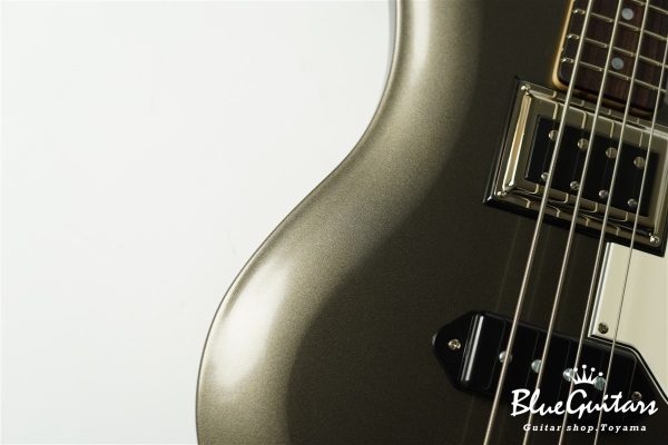 Supreme Collection Stormbreaker Bass - Charcoal Frost Metallic #23023
