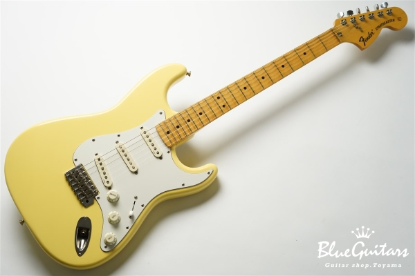ST72-86 DSC - Yellow White
