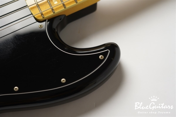 NJB-10M ASH - Black
