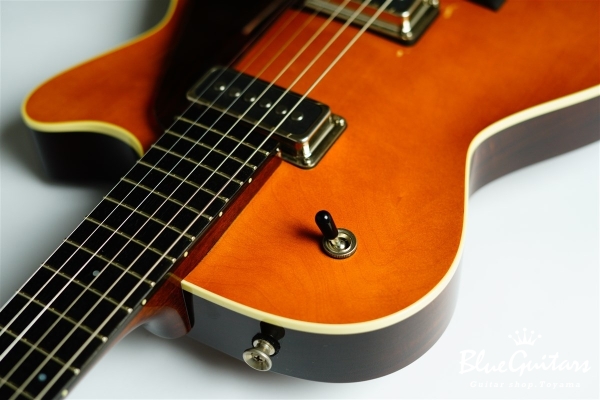 470JL Julian Lage Signature