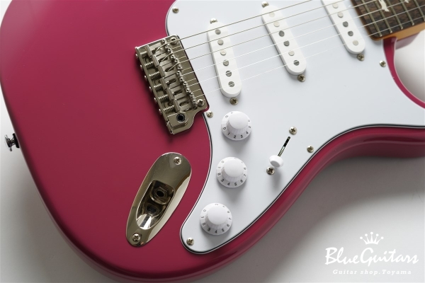 SE Silver Sky - Dragon Fruit