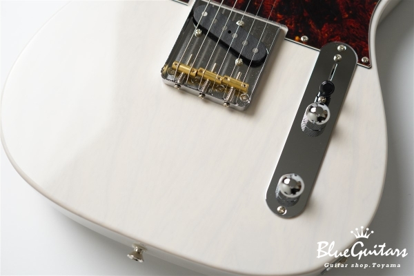NTE10RAH - White Blonde