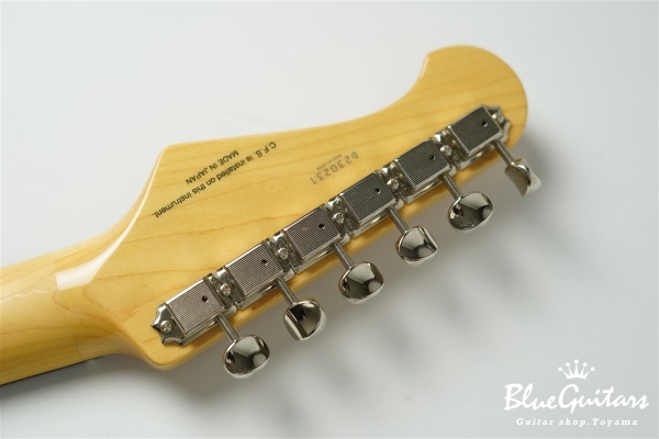 NTE10RAH - White Blonde