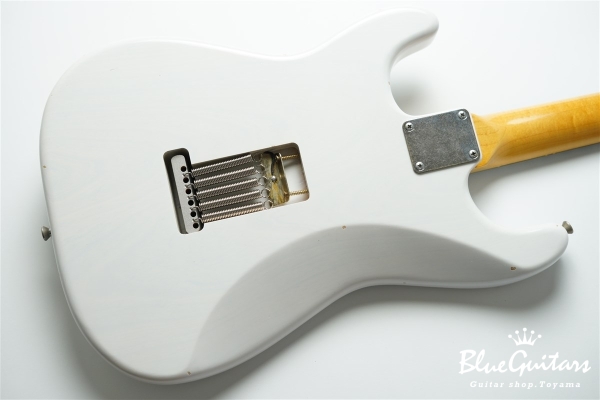 Model S. #170 Light Aged - White Blonde with Blue