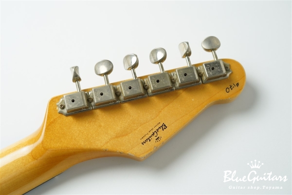 Model S. #170 Light Aged - White Blonde with Blue
