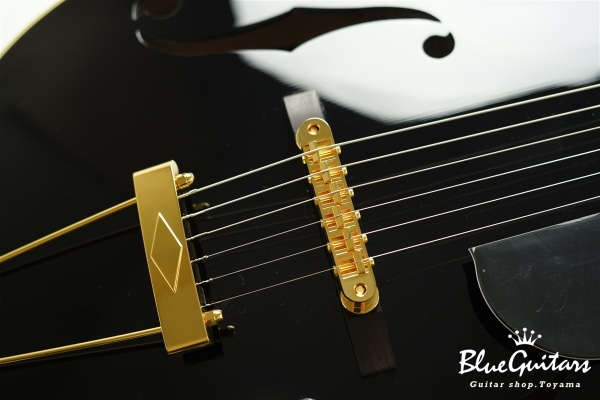 Ladybug SM-C HB - Black #RZ0732