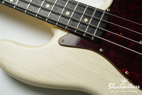 TRAD MASTER BETA J4 - White Blonde Medium Aged