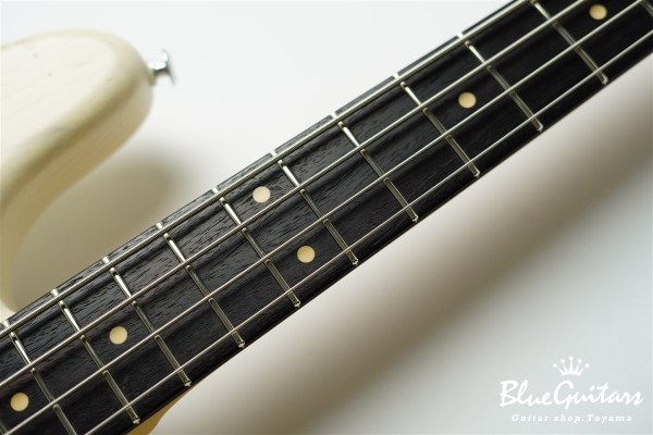 TRAD MASTER BETA J4 - White Blonde Medium Aged