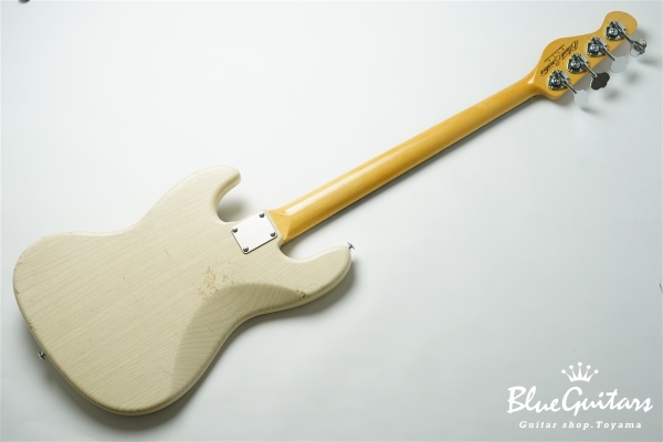 TRAD MASTER BETA J4 - White Blonde Medium Aged