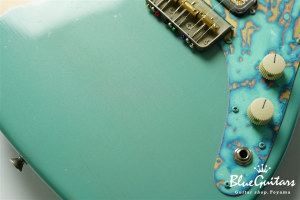 IRIS #158 Multi Layer Medium Aged - Huntington Blue Metallic with Art Texture Brass