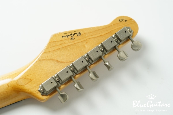 IRIS #158 Multi Layer Medium Aged - Huntington Blue Metallic with Art Texture Brass