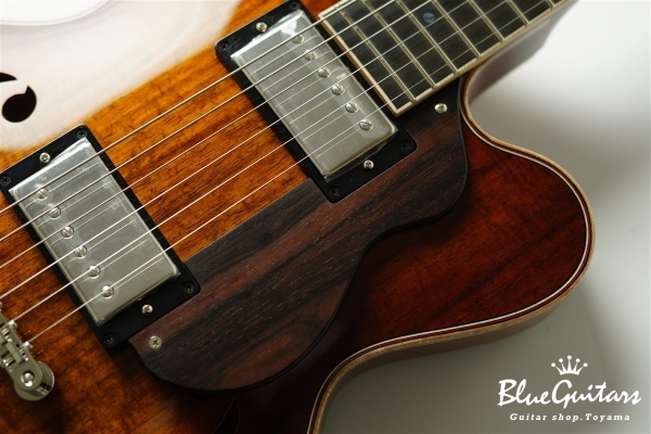 Ladybug-CB Ltd. #064 - Caramel Burst (Lacquer)