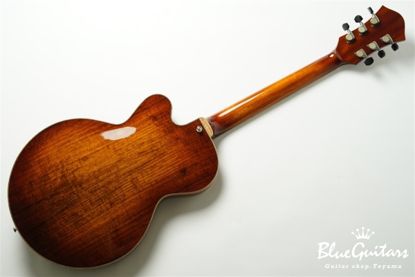 Ladybug-CB Ltd. #064 - Caramel Burst (Lacquer)