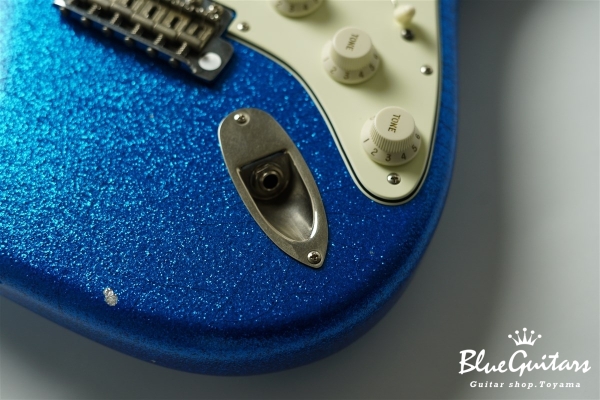 XSC-2 Blue Sparkle Medium Aged / Master Grade Roasted Flame Maple #3580