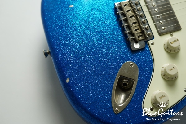 XSC-2 Blue Sparkle Medium Aged / Master Grade Roasted Flame Maple #3580