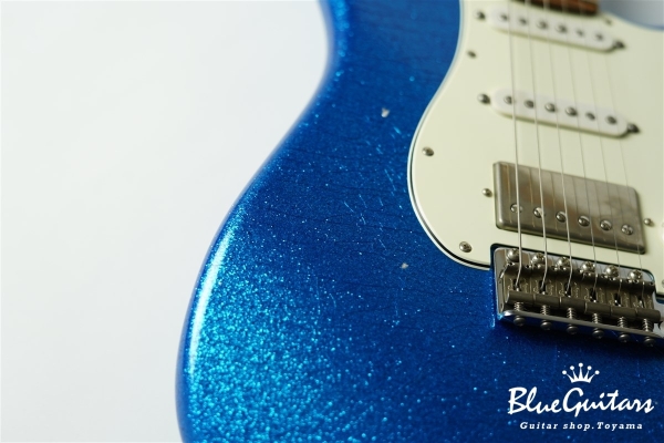 XSC-2 Blue Sparkle Medium Aged / Master Grade Roasted Flame Maple #3580