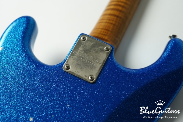 XSC-2 Blue Sparkle Medium Aged / Master Grade Roasted Flame Maple #3580