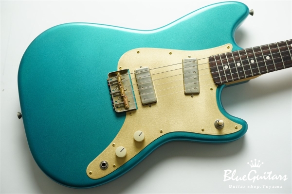 IRIS #185 Light Aged - Faded Competition Burgundy with Brass Vibration