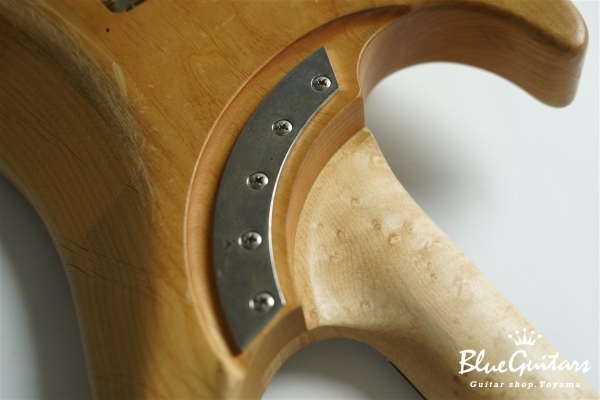 4N -Nuno Bettencourt Signature-