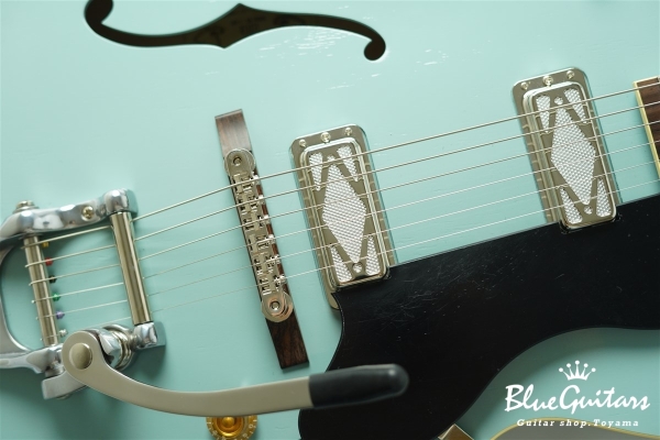 Lester w/ Bigsby - Black Bellied Blue