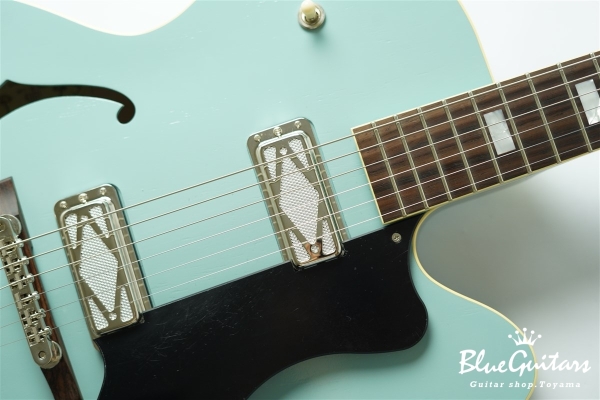 Lester w/ Bigsby - Black Bellied Blue