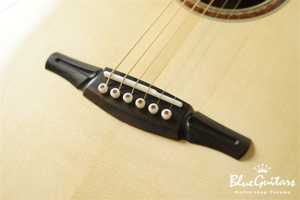 00 12Fret Slotted Headstock - Engelmann Spruce/Figured Tochi