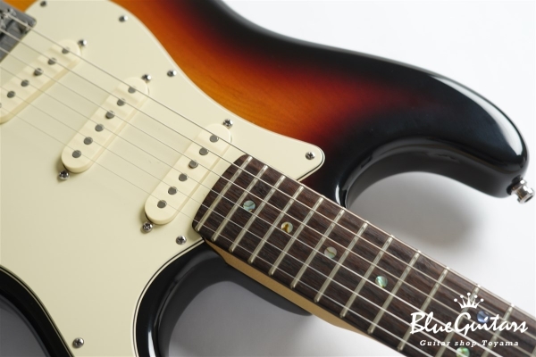 50th Anniversary American Deluxe Stratocaster - 3-Color Sunburst