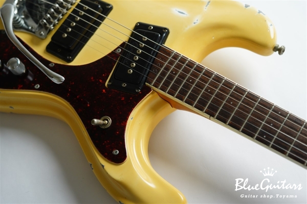 USA The Ventures Model 1970s Reissue - White