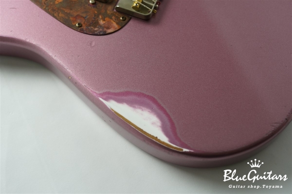 IRIS #204 Medium Aged - Burgundy Mist Metallic with Copper Red