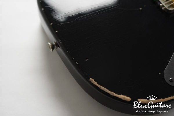 IRIS #215 Medium Aged - Black with Black