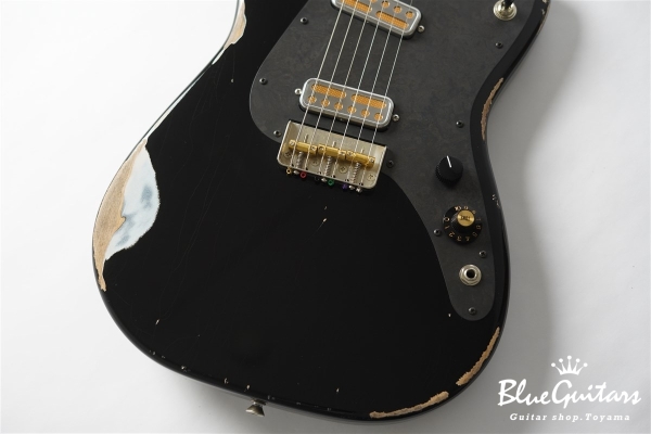 IRIS #215 Medium Aged - Black with Black