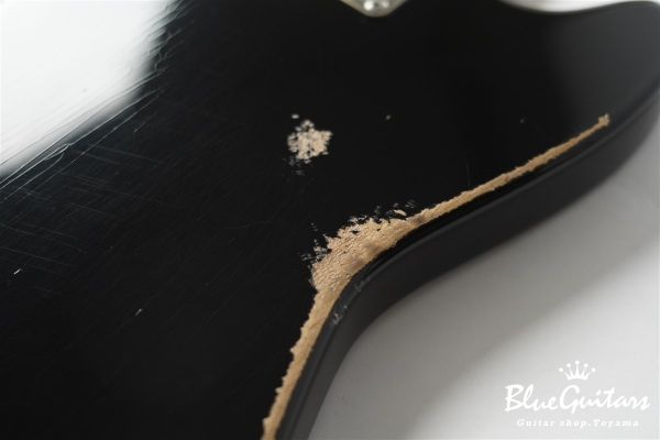 IRIS #215 Medium Aged - Black with Black