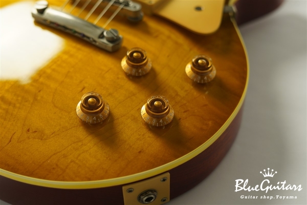Portrait Line No.1 Standard / Burst #028