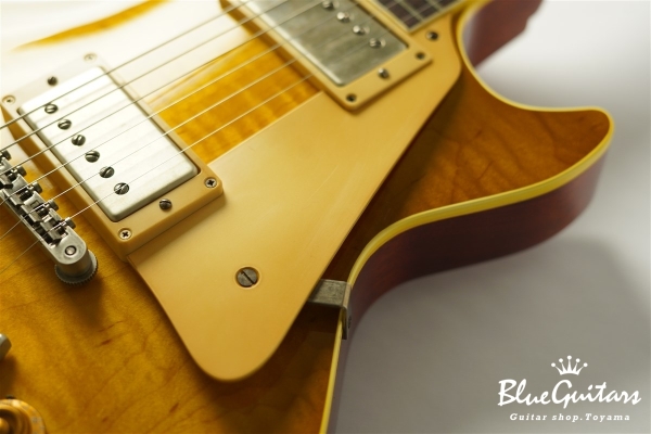 Portrait Line No.1 Standard / Burst #028