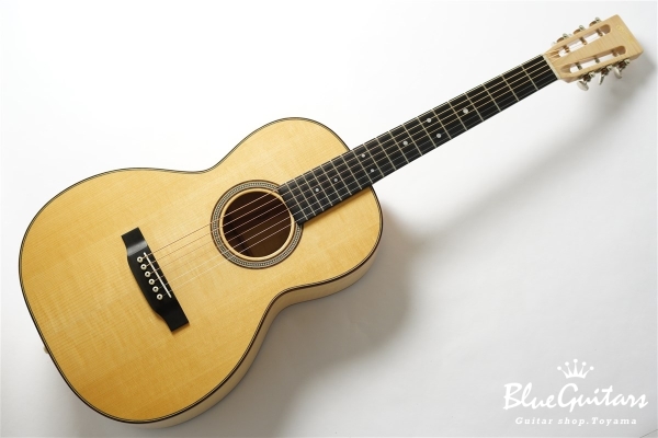 CTM 00-12F Adirondack Spruce / European Flame Maple 3-piece back