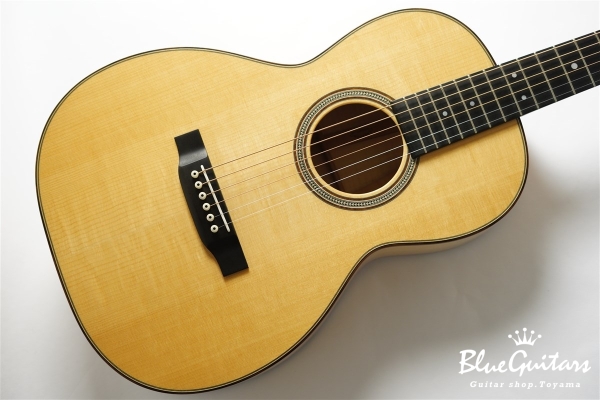 CTM 00-12F Adirondack Spruce / European Flame Maple 3-piece back