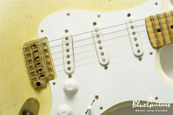 Type S "Medium Aging" Mary Kaye Blonde #016