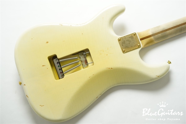 Type S "Medium Aging" Mary Kaye Blonde #016