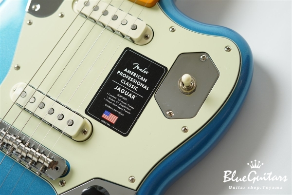 American Professional Classic Jaguar - Faded Lake Placid Blue