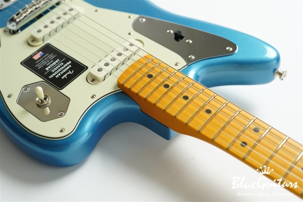 American Professional Classic Jaguar - Faded Lake Placid Blue