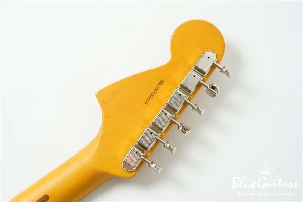 American Professional Classic Jaguar - Faded Lake Placid Blue