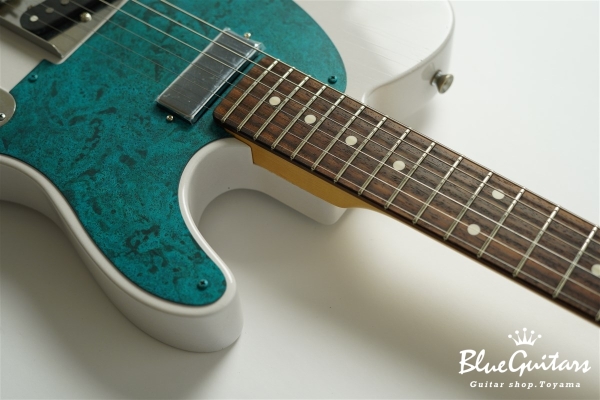 Model T. Patina #249 Light Aged - White Blonde with Blue