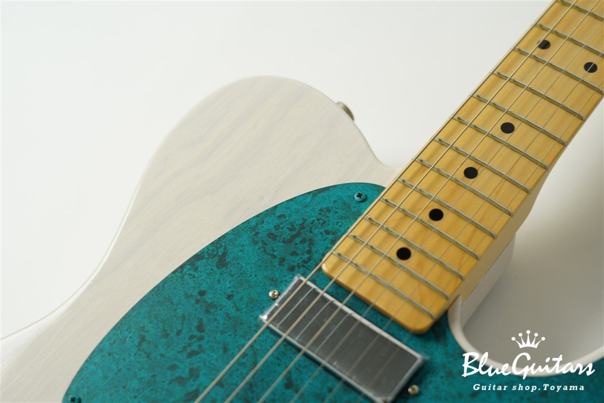 Model T. Patina #248 Light Aged - White Blonde with Blue