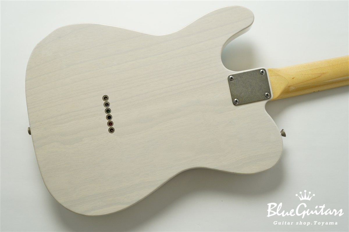 Model T. Patina #248 Light Aged - White Blonde with Blue