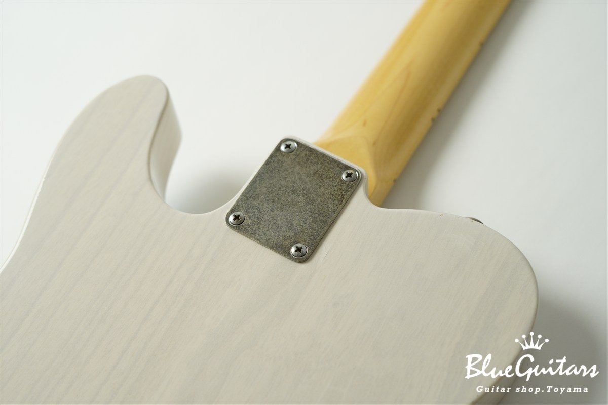 Model T. Patina #248 Light Aged - White Blonde with Blue