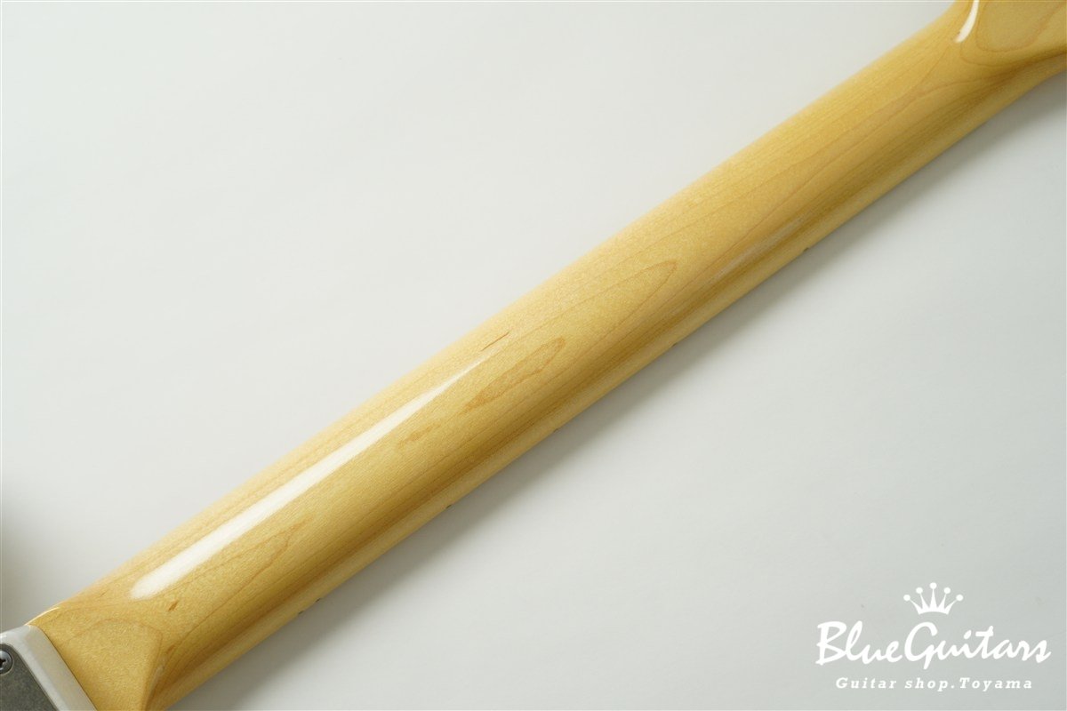 Model T. Patina #248 Light Aged - White Blonde with Blue